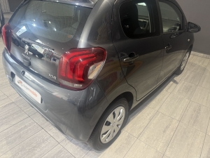 PEUGEOT 
