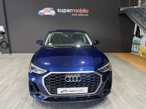 AUDI 