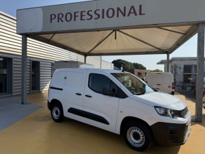 PEUGEOT 