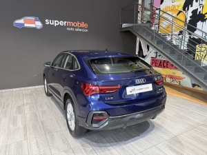 AUDI 