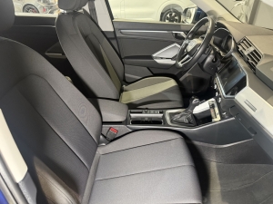 AUDI 