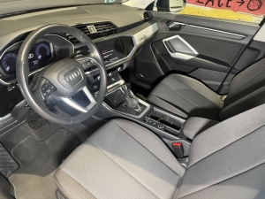 AUDI 